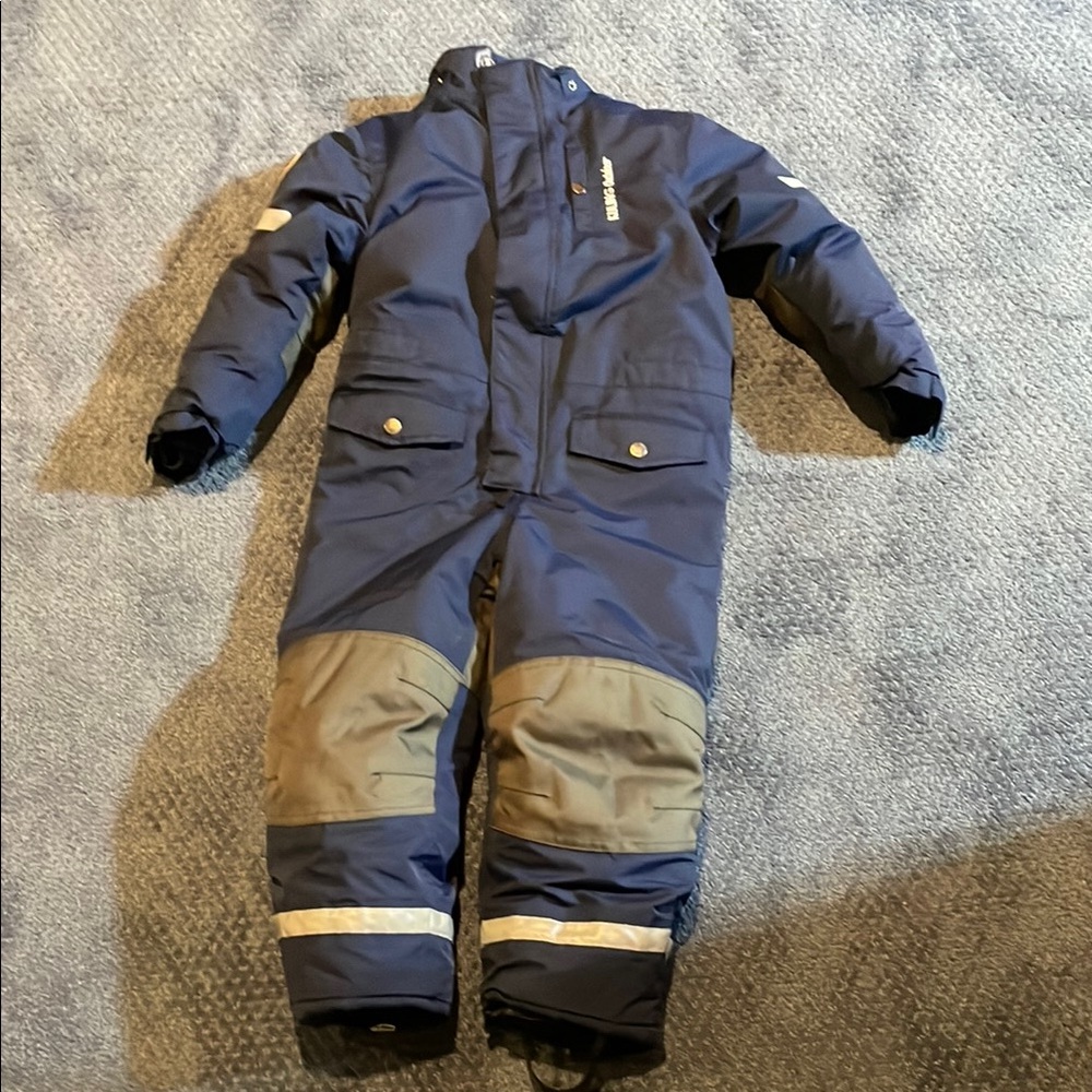 Kuling Navy and Gray Snowsuit